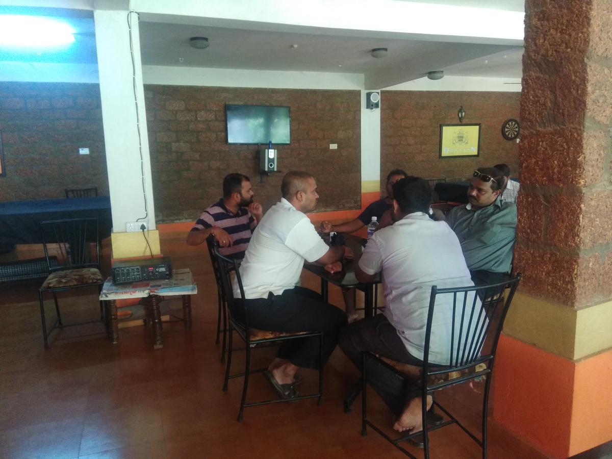 Red Lion Hotel Calangute Luaran gambar