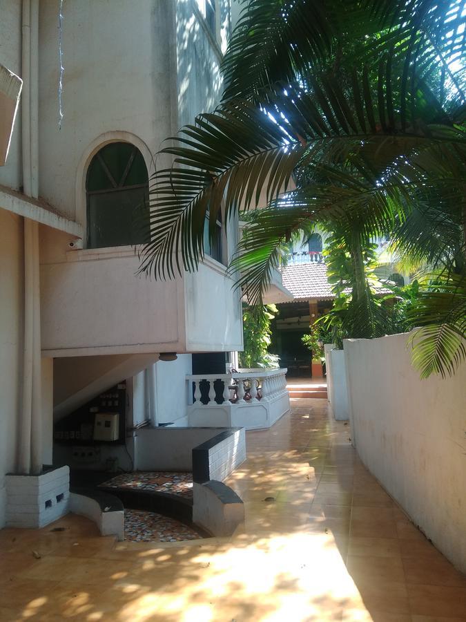 Red Lion Hotel Calangute Luaran gambar
